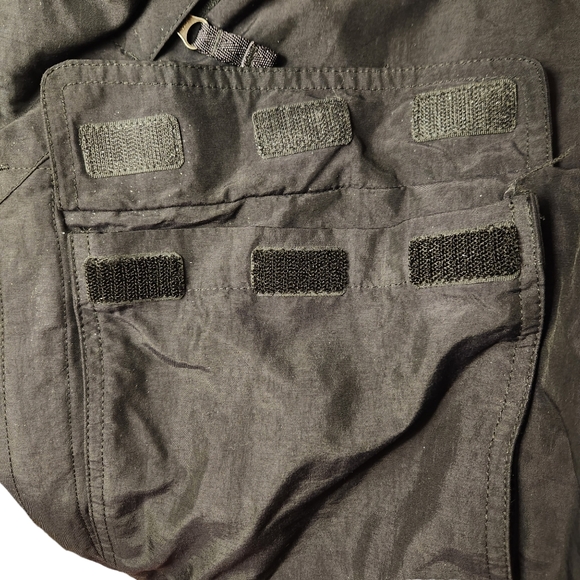 The North Face DryVent Black Waterproof Ski Hiking Pants Men's Size L - Picture 8 of 9